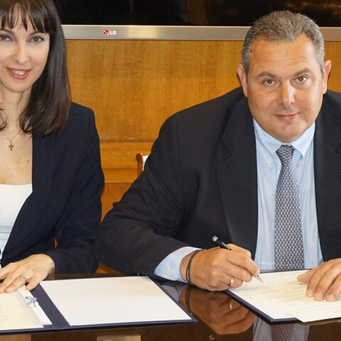 Έλενα Κουντουρά-Πάνος Καμμένος