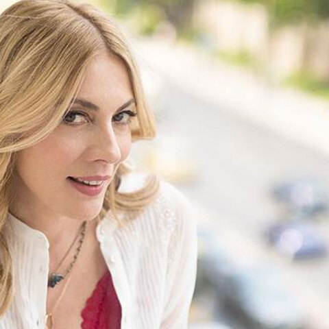 Σμαράγδα Καρύδη