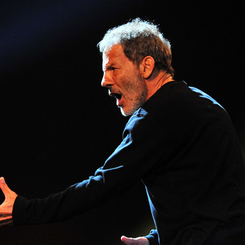 Σταύρος Ξαρχάκος 