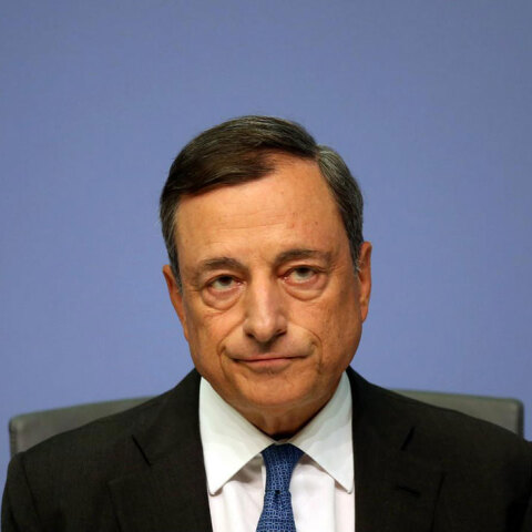 Μάριο Ντράγκι