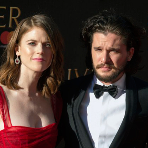 Κιτ Χάρινγκτον-Ρόουζ Λέσλι