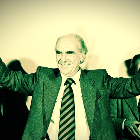 andreas-papandreou1981.jpg