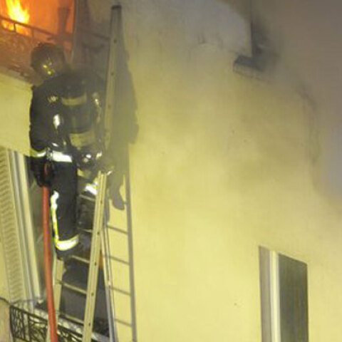  Πυρκαγιά - Παρίσι 