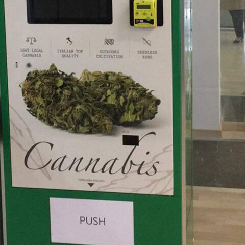 Αυτόματος πωλητής κάνναβης 