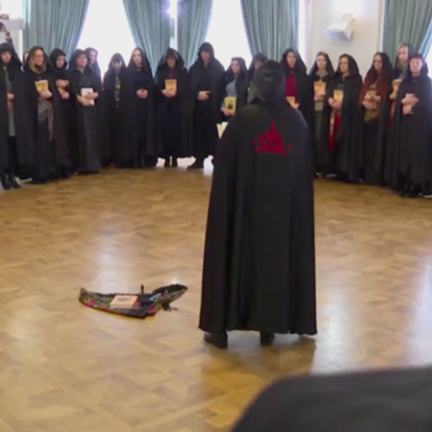 Οι... μάγισσες του Πούτιν