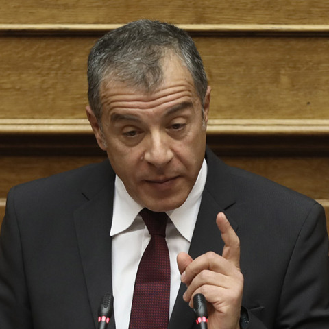 Σταύρος Θεοδωράκης / Βουλή