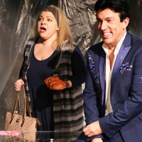 «Όταν πεθάνω, θάψτε με στο Facebook!» στο θέατρο Μπέλλος