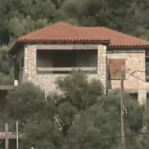 Το υποθηκευμένο σπίτι του Πολάκη στην Κρήτη