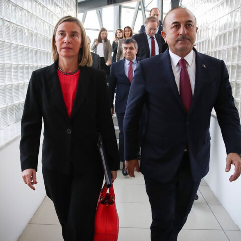 Μεβλούτ Τσαβούσογλου και Φεντερίκα Μογκερίνι