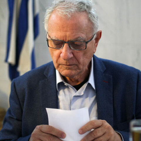 Κώστας Χαρδαβέλλας 