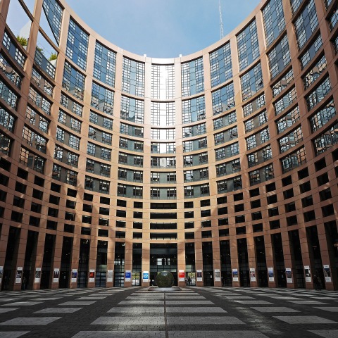 european-parliament-1265254_1920.jpg