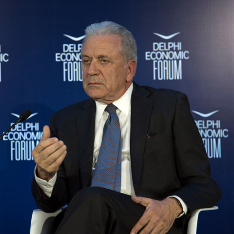 Δημήτρης Αβραμόπουλος 