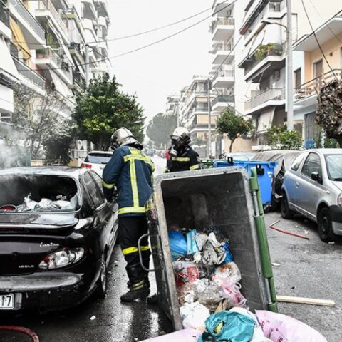 Καμένο αυτοκίνητο 
