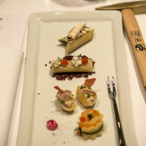 χρυσοί σκούφοι