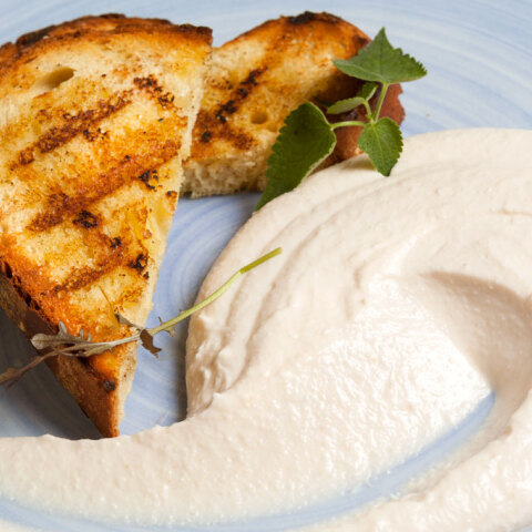 Στη φωτογραφία η ξακουστή ταραμοσαλάτα του Βασίλαινα