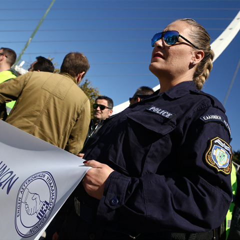 Διαμαρτυρία αστυνομικών μπροστά στον σταθμό του Μετρό «Κατεχάκη»