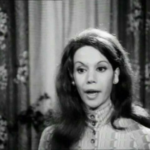 Πέθανε η ηθοποιός Ρένα Βουτσινά