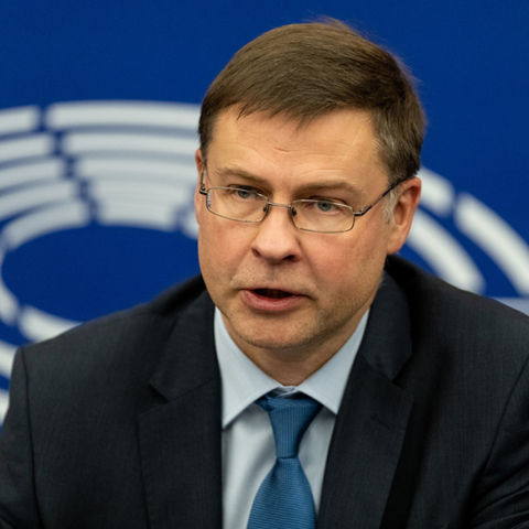 Β. Ντομπρόφσκις