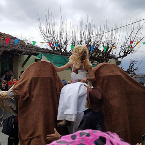 Το έθιμο της καμήλας