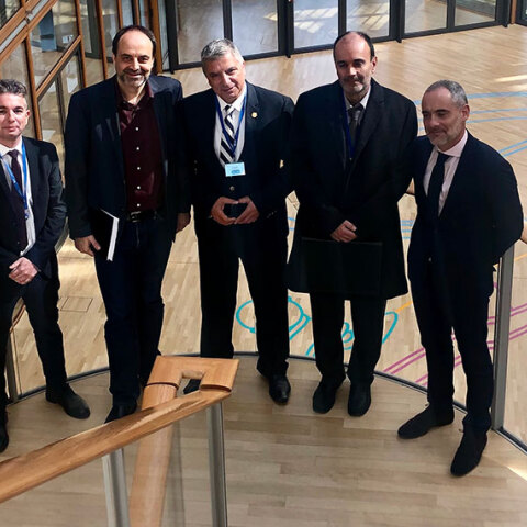 Επαφές Πατούλη με στελέχη της  Ευρωπαϊκής Τράπεζας Επενδύσεων 