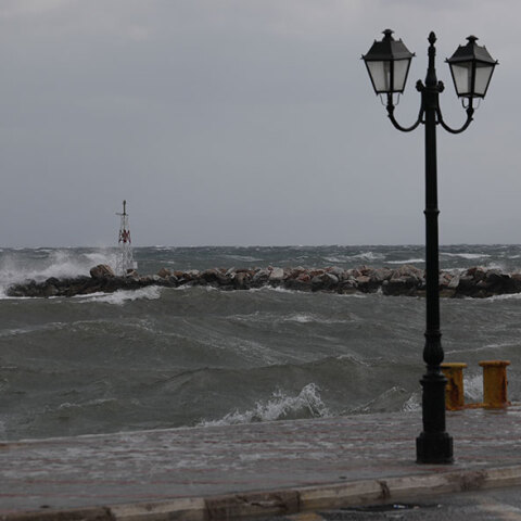 Θυελλώδεις άνεμοι στην Αττική
