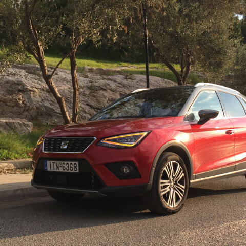 Seat Arona