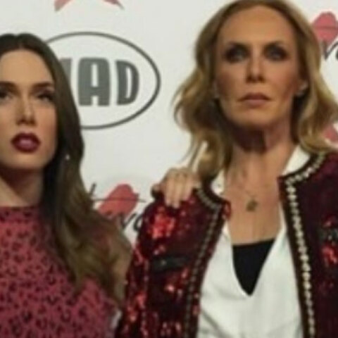 Εβελίνα Παπούλια - Αφροδίτη Λιάντου