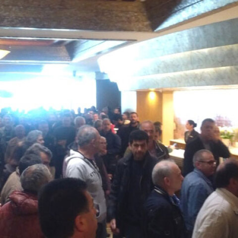 Άγριο ξύλο με τραυματίες στο συνέδριο της ΓΣΕΕ στη Ρόδο