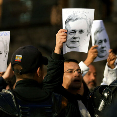 Τζούλιαν Ασάνζ