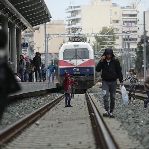 stathmoslarissis-prosfyges2