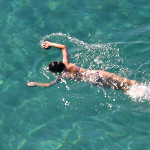 Μπάνιο στη θάλασσα