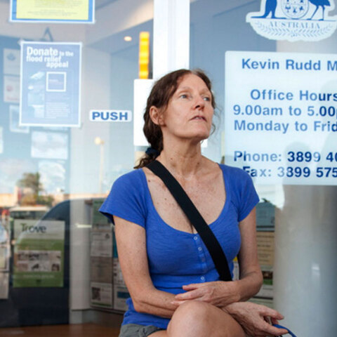 Η μητέρα του Τζούλιαν Ασάνζ