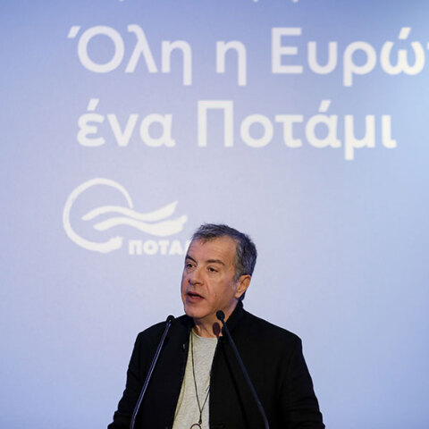 Σταύρος Θεοδωράκης