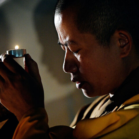 Σρι Λάνκα: Μια προσευχή για τους νεκρούς των βομβιστικών επιθέσεων