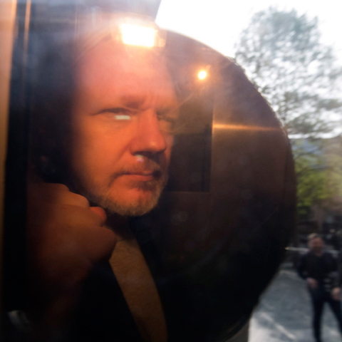 Τζούλιαν Ασάνζ