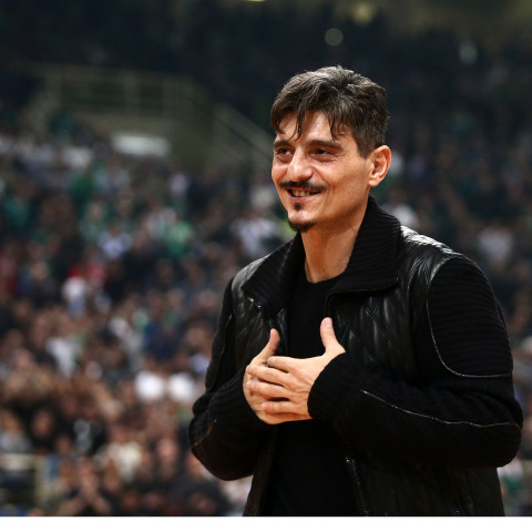 Για κράτος που κάνει τα χατίρια σε τύπους που χρωστάνε, έκανε λόγο ο Δ. Γιαννακόπουλος 