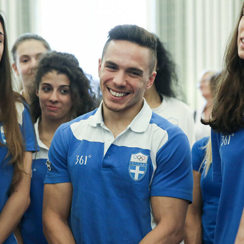 petrounias