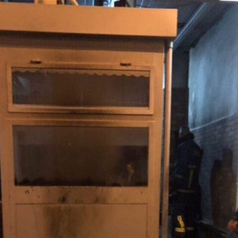 Καταδρομική επίθεση κουκουλοφόρων στο Α.Τ. Καισαριανής 