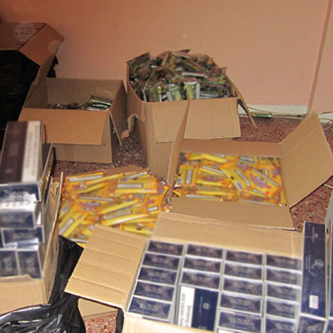 Λαθραία τσιγάρα