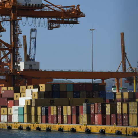 Εμπορευματοκιβώτια στον Πειραιά