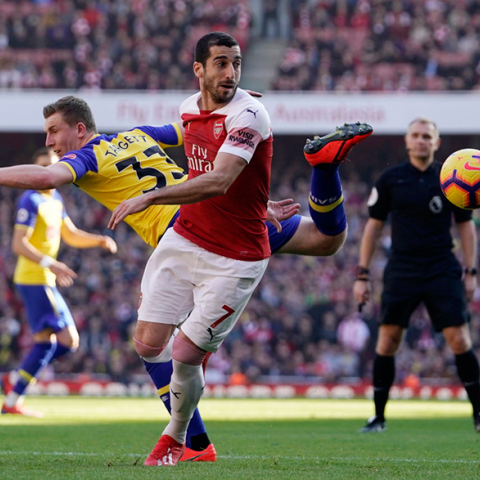  Χένρικ Μκιταριάν.jpg