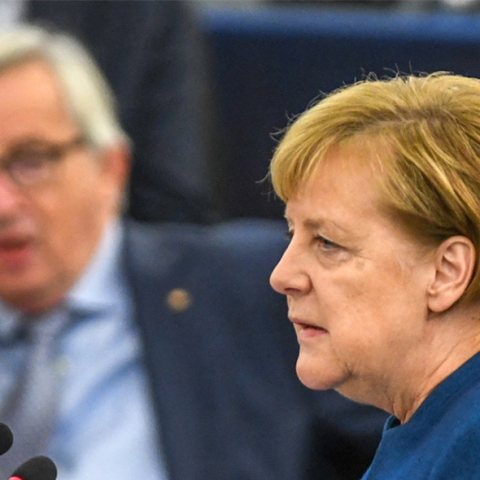 Ζαν Κλοντ Γιούνκερ, Άνγκελα Μέρκελ.jpg