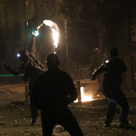 Μολότοφ στο Πολυτεχνείο.jpg