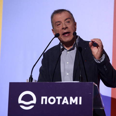 Σταύρος Θεοδωράκης.jpg