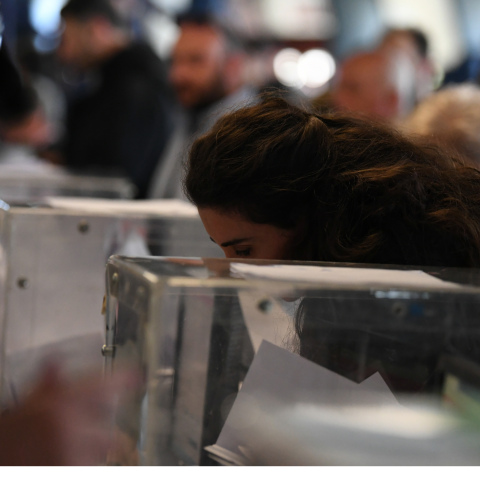 Περίπου 530.000 οι νέοι που θα ψηφίσουν για πρώτη φορά 