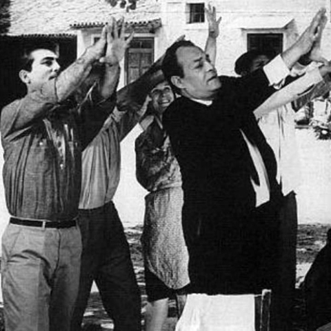 Υπάρχει και Φιλότιμο.jpg