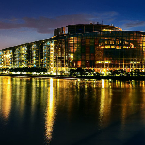 european-parliament-2224221_1280.jpg