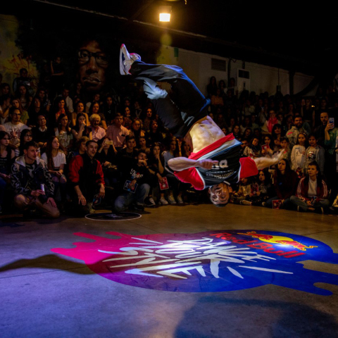 thumbnail_redbulldanceyourstyle_1.jpg