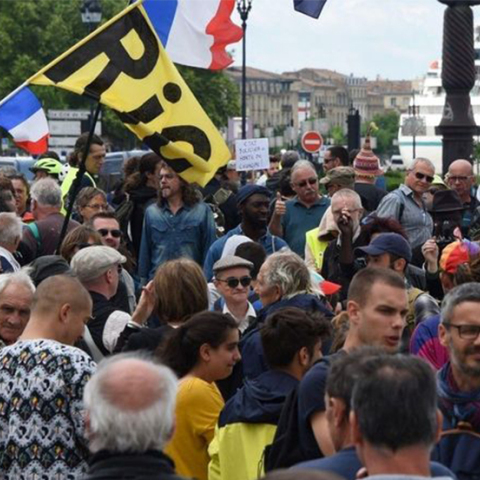 Κίτρινα Γιλέκα.jpg