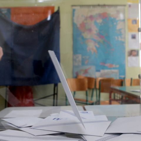 Κάλπη και ψηφοδέλτια για τις επαναληπτικές Περιφερειακές εκλογές